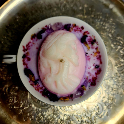 Rosebud Victorian Cameo Skull Teacup Candle